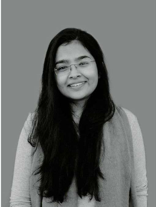 हर्षिता सिन्हा Picture