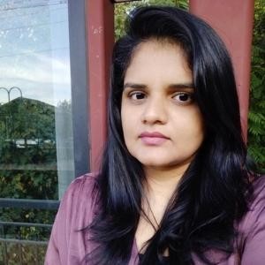 मधुरा कार्णिक Picture