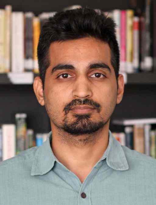 मार्तंड कौशिक Picture