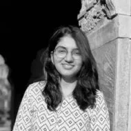 सृष्टि गुप्ता Picture